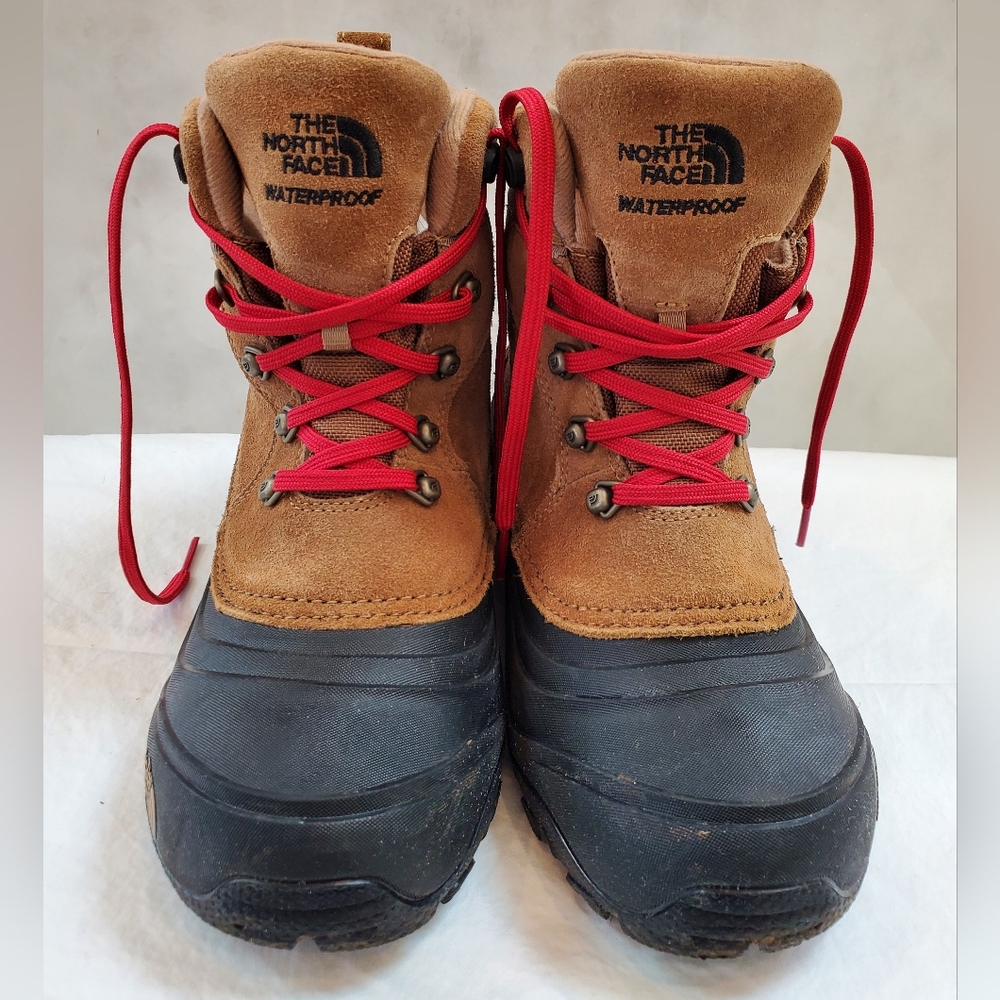 The North Face Chilkat Lace Up Boot - image 3